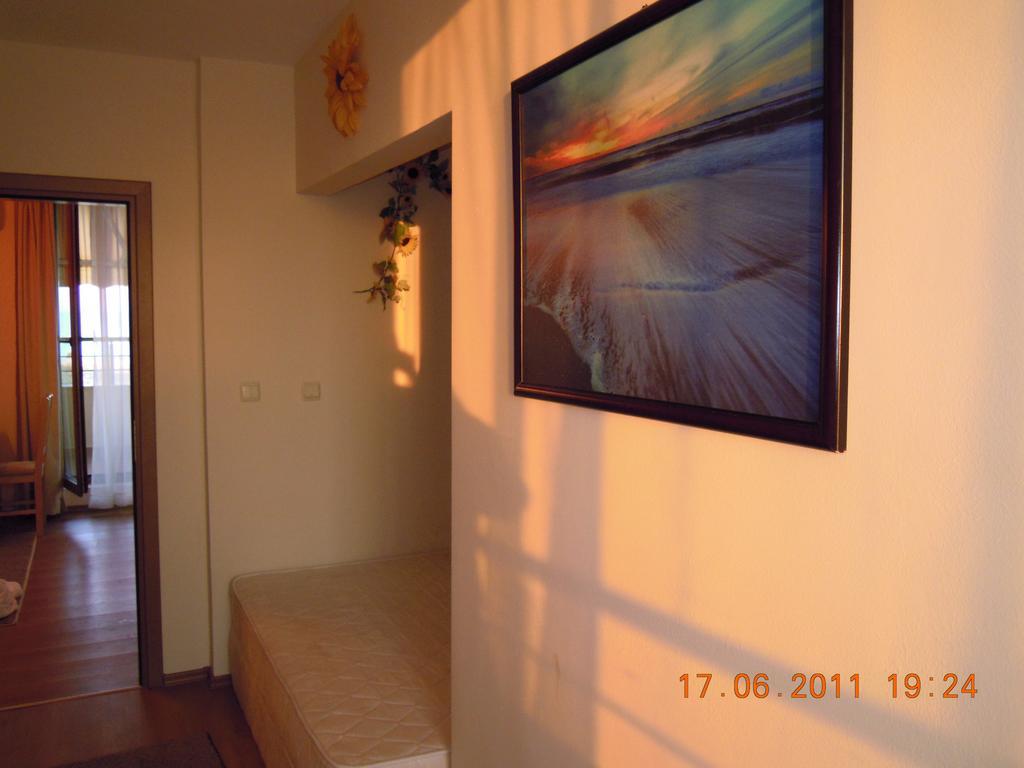 Private Apartment In Prestige City 2 Primorsko Exterior photo